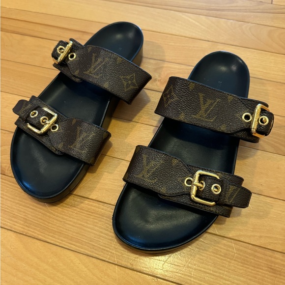 Louis Vuitton Flat Comfort Mule - Picture 2 of 6